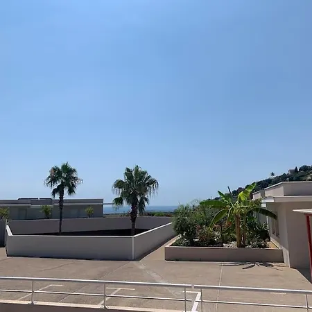 Magnifique Calme Avec Piscine Mandelieu