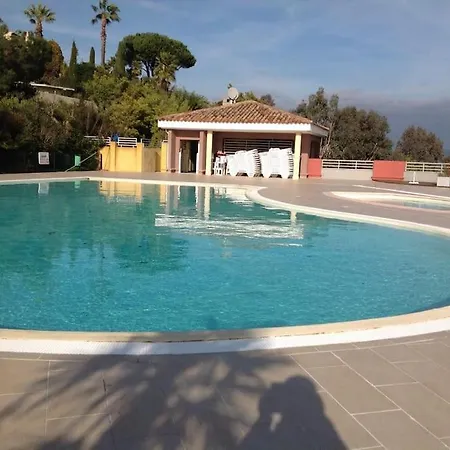 Appartamento Magnifique Calme Avec Piscine